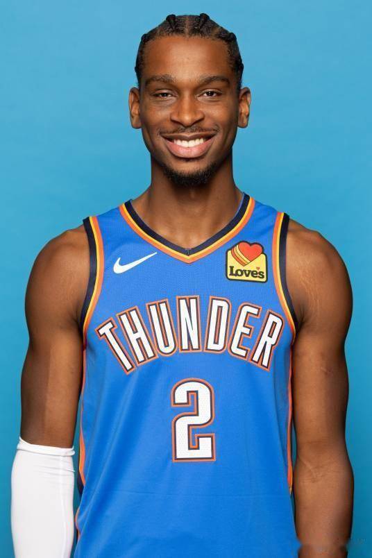 迈入老特拉 迈入老特拉